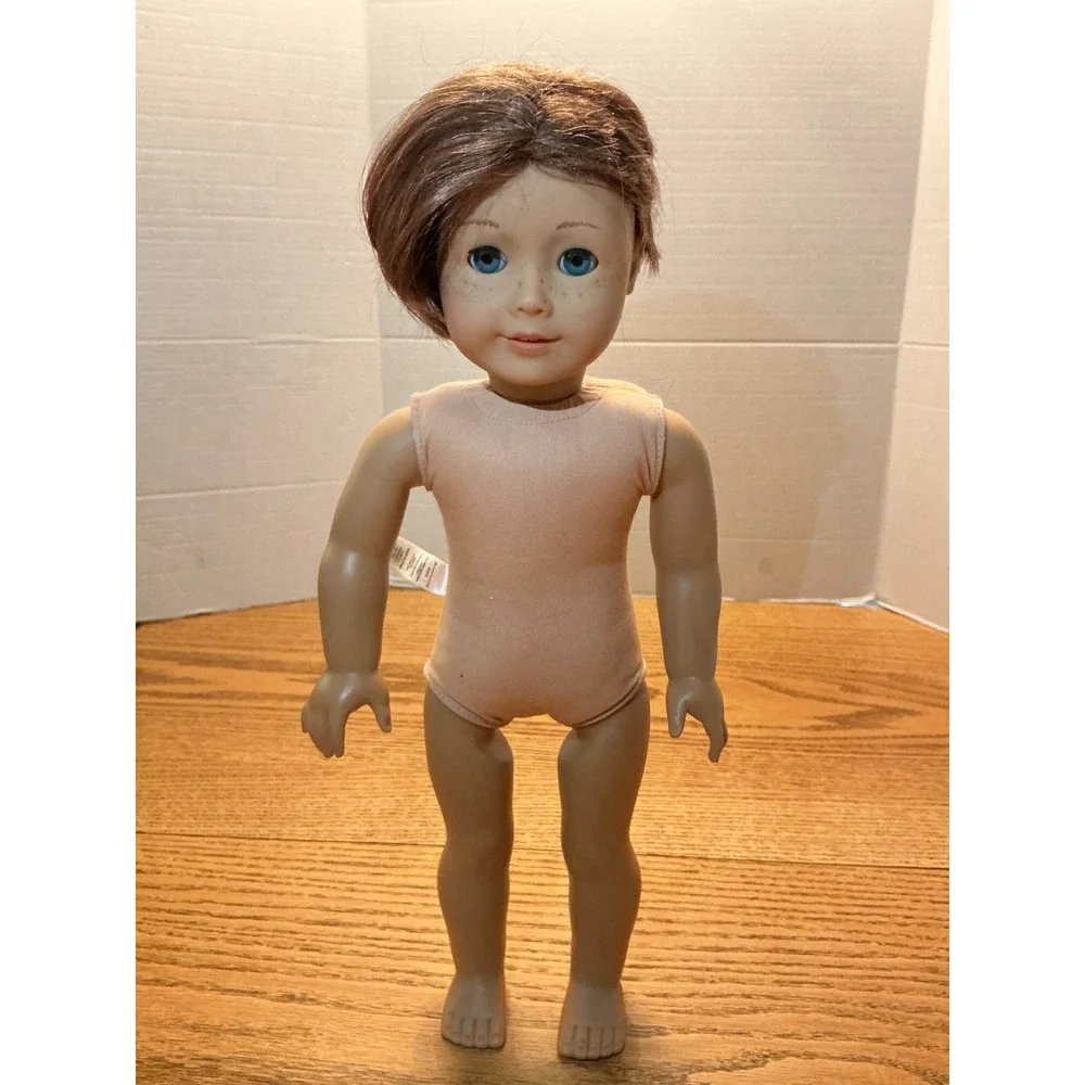 American Girl Saige Copeland Auburn Hair Blue Eyes Freckles2013  see description